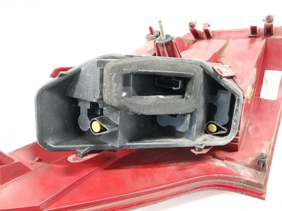 9641948680 PILOTO TRASERO DERECHO / 2642617 PARA PEUGEOT 407 SW 6E_, 6D_ 2.0 H - Imagen 3 de 4