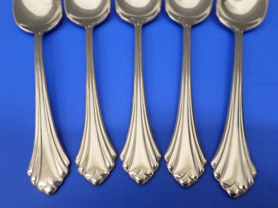 5 - Cubiertos Oneida BANCROFT de acero inoxidable brillante EE. UU. 6" CUCHARADITAS Foto 2 de 4