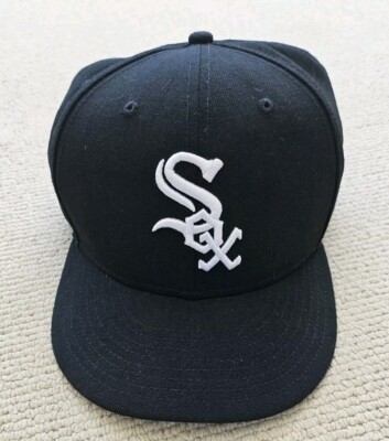 White Sox World Series 05 Fitted MLB Hat 7  Minor Center Crease