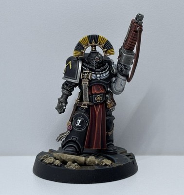Warhammer 40K: Deathwatch Lieutenant with Auto Bolt Rifle (PARADE READY)