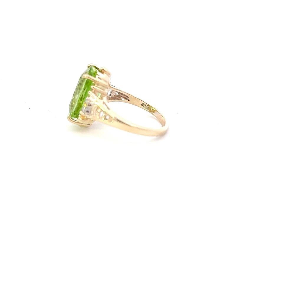 Vintage 10K Gold Peridot Ring Emerald Cut w/ Diamond Accents Mid-Century - Image 4 of 4