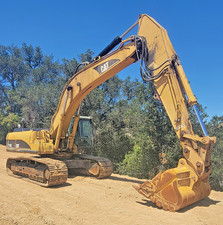2004 Caterpillar 330C L Hydraulic Excavator - 6,668 Hours Enclosed Cab