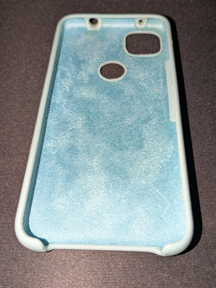 Funda Google Pixel 4a TPU Silicona con Acabado Suave - Como Nueva Mate Por kwmobile Foto 2 de 4