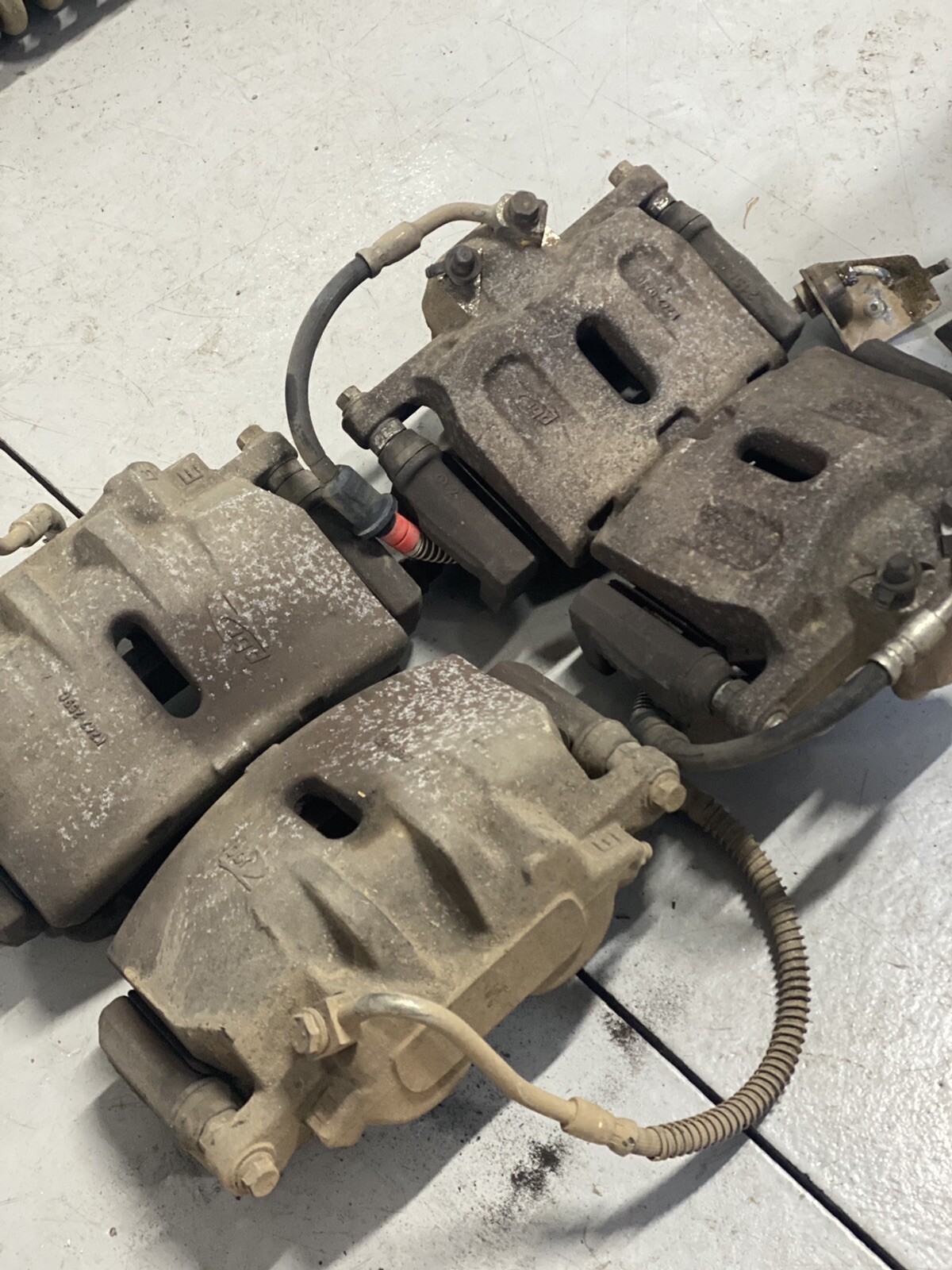 GENUINE FORD TERRITORY SX SY FRONT AND REAR BRAKE CALIPERS BA BF