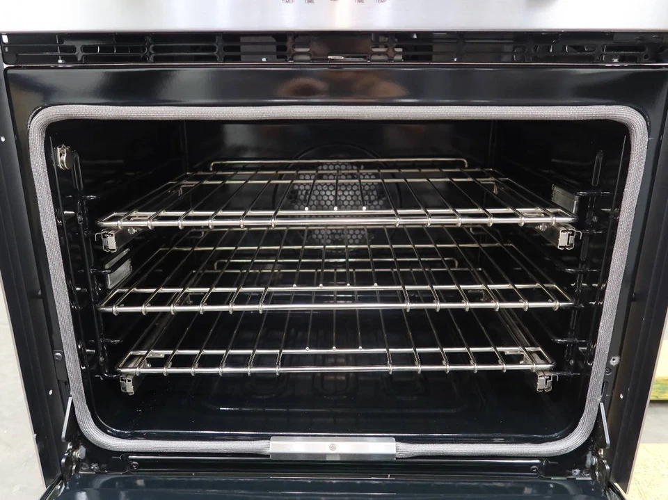 Horno Viking serie 5 30" 4,7 pies cúbicos TruConvec 2021 pared única SS VSOE530SS Foto 4 de 4