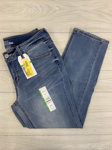 Time and Tru Mid-Rise Straight Jeans 