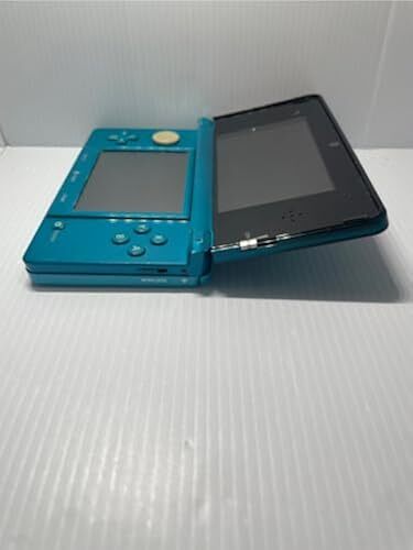 Nintendo 3DS Handheld System Aqua Blue Game Console only Used