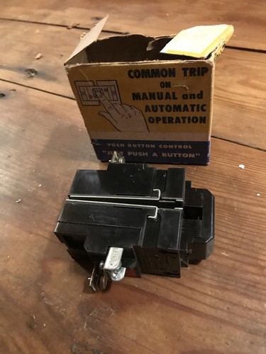 BULLDOG 31220 PUSHMATIC 20A 2 POLE CIRCUIT BREAKER - 第 1/4 張圖片