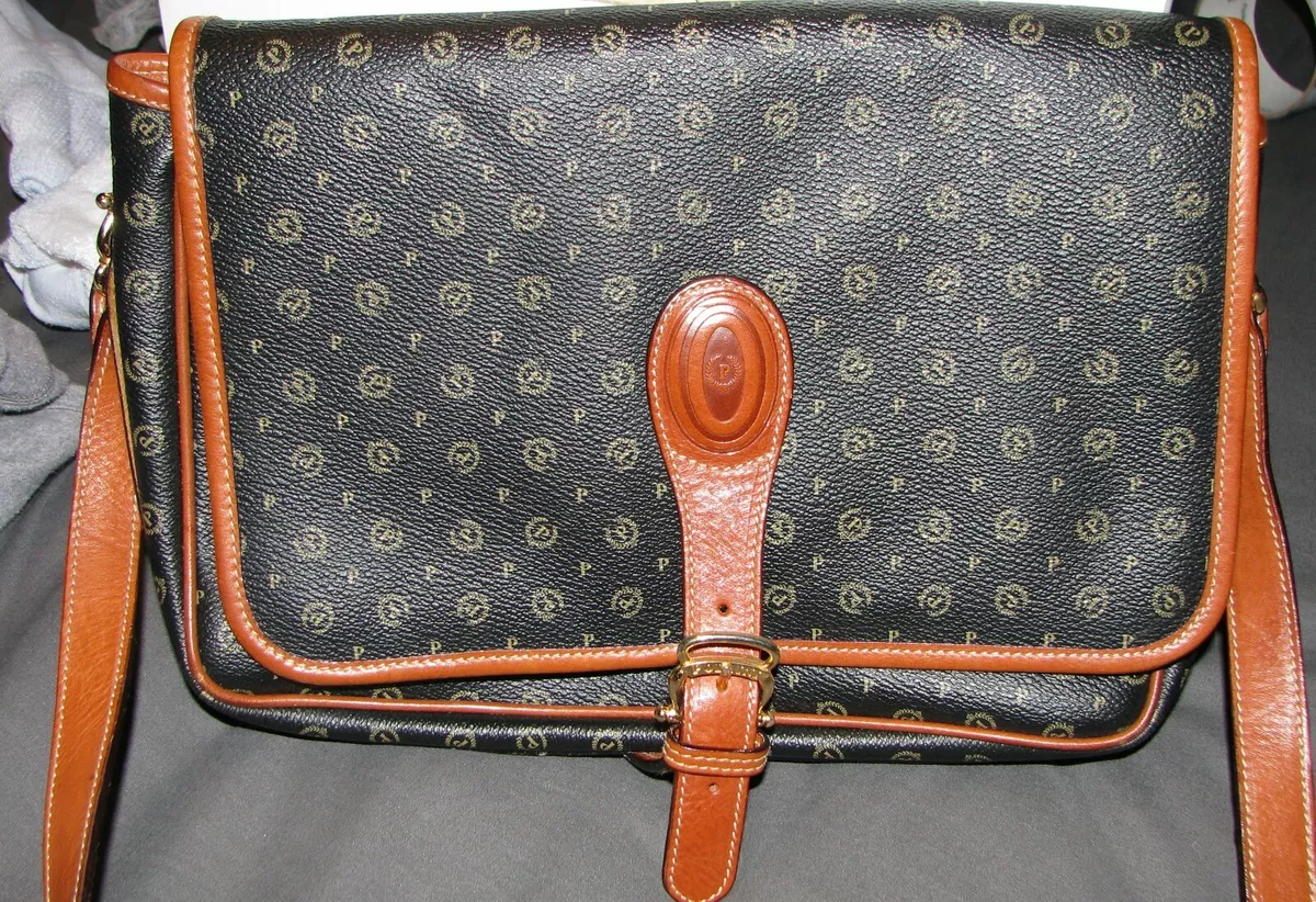 Sold at Auction: Vintage Longchamp Brown Leather Purse