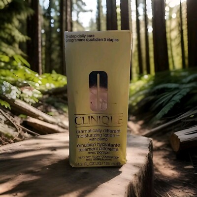 Clinique Dramatically Different 4.2 Oz Moisturizing Lotion with Pump