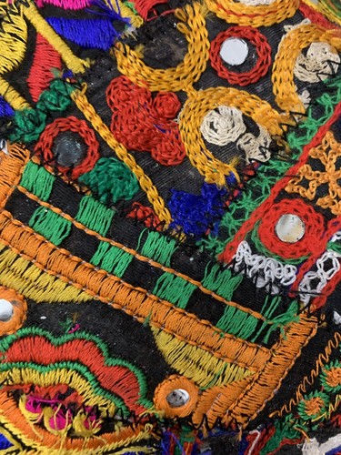Indian Patchwork Gujarati Mandala Sari Ethnic Silk Cushion Covers Pom Poms 40cms - Picture 9 of 9