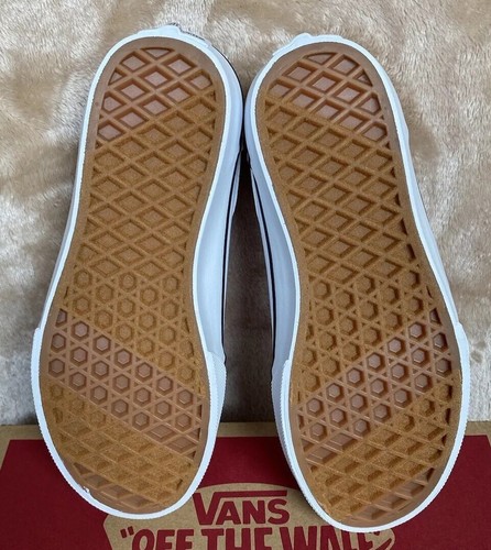 VANS Ward Girl's Missy Size 4 Sneakers Rose Embroidery White New - Picture 6 of 7