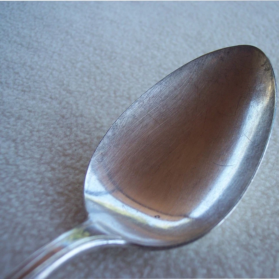 Rogers 1881 Silver Plated Table Soup Spoon SALEM or LOWELL Tablespoon Place - Image 2 of 4