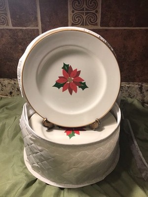 Set of 8 Pier 1 OH TANNENBAUM Poinsettia 8.5'' Salad Plates Holiday Christmas