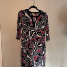 Banana Republic Women's Multicolor Dress Size S 3/4 Sleeve V-Neck Knee Length