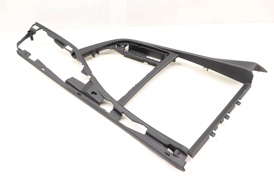 2014-2016 BMW 228I - отделка центральной консоли / ободок 9207313 - Изображение 4 из 4