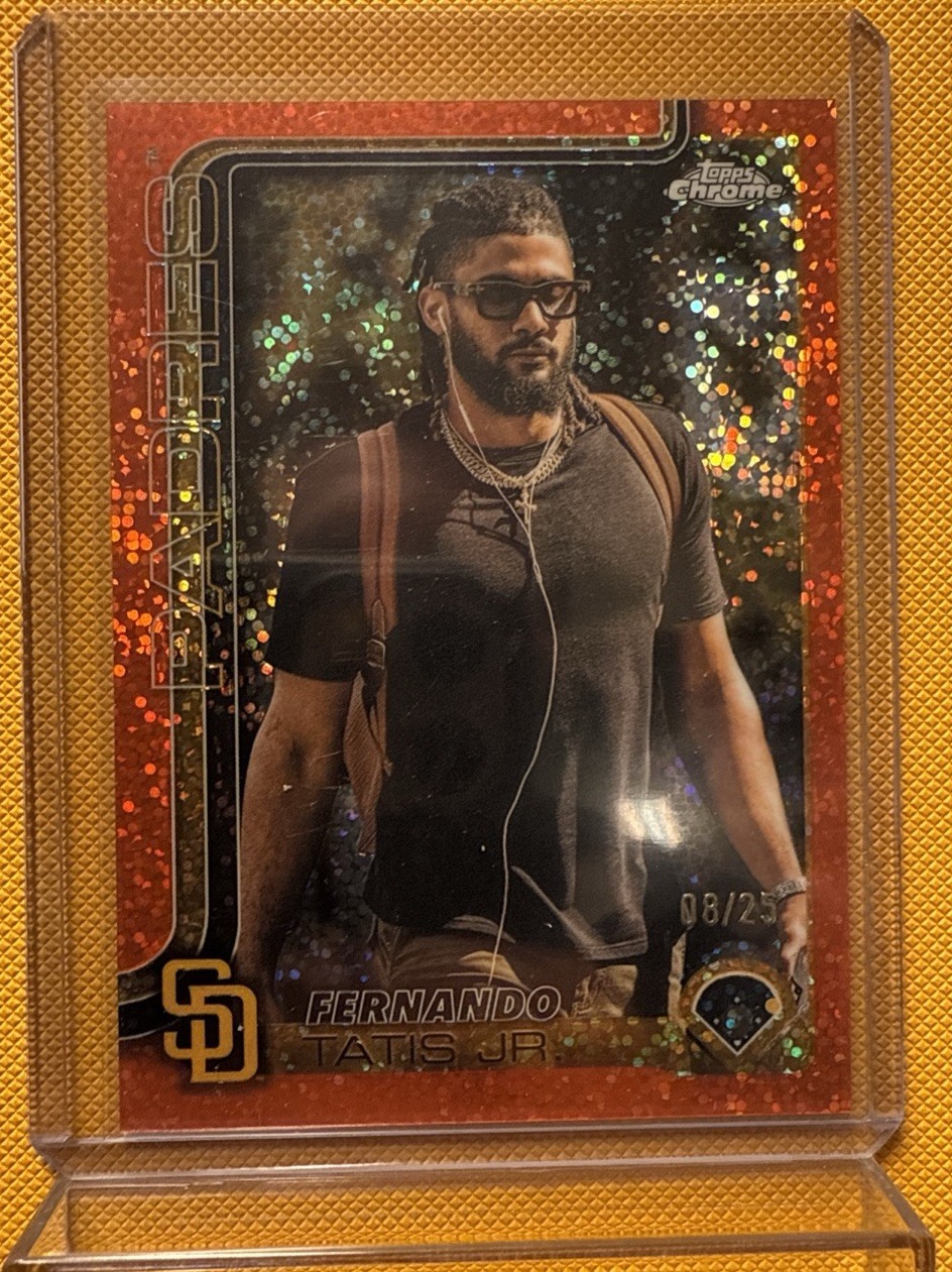2025 Topps Chrome Fernando Tatis Jr. #159 Image Variation Orange Sparkle /25 SSP