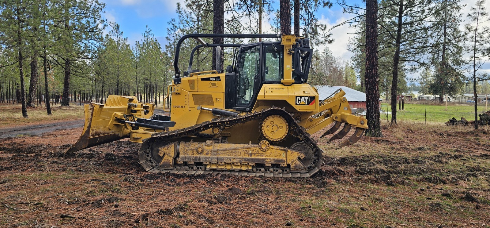 LOW HOUR CAT D6N LGP DOZER LOADED! CATERPILLAR RIPPER 6 WAY BLADE GRADE CONTROL