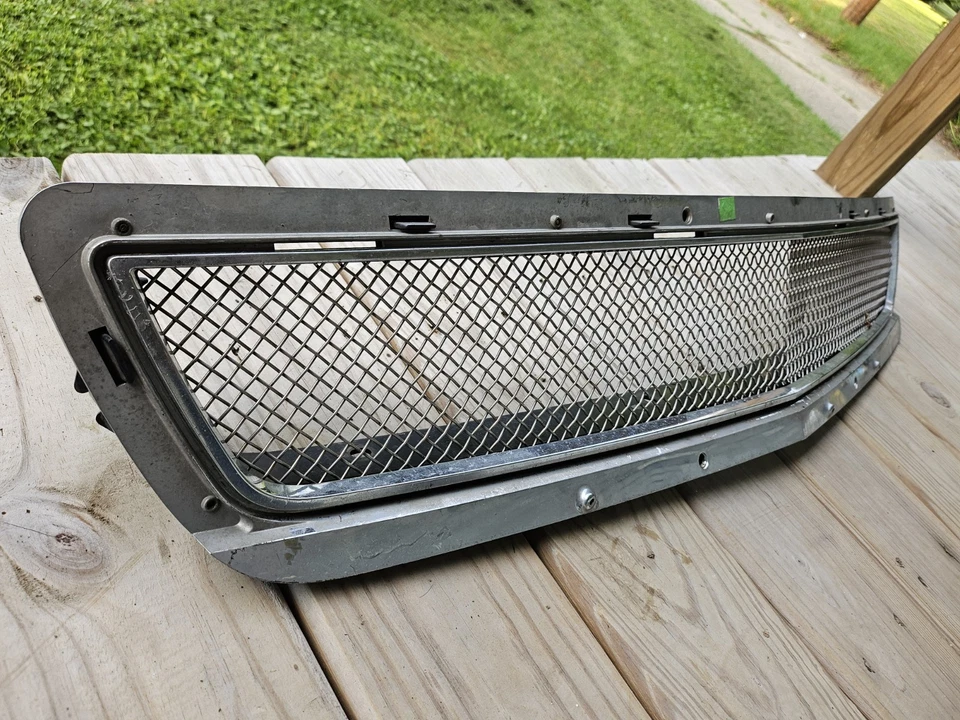 2006 Cadillac STS-V нижний гриль OEM редкая деталь GM - Изображение 2 из 4