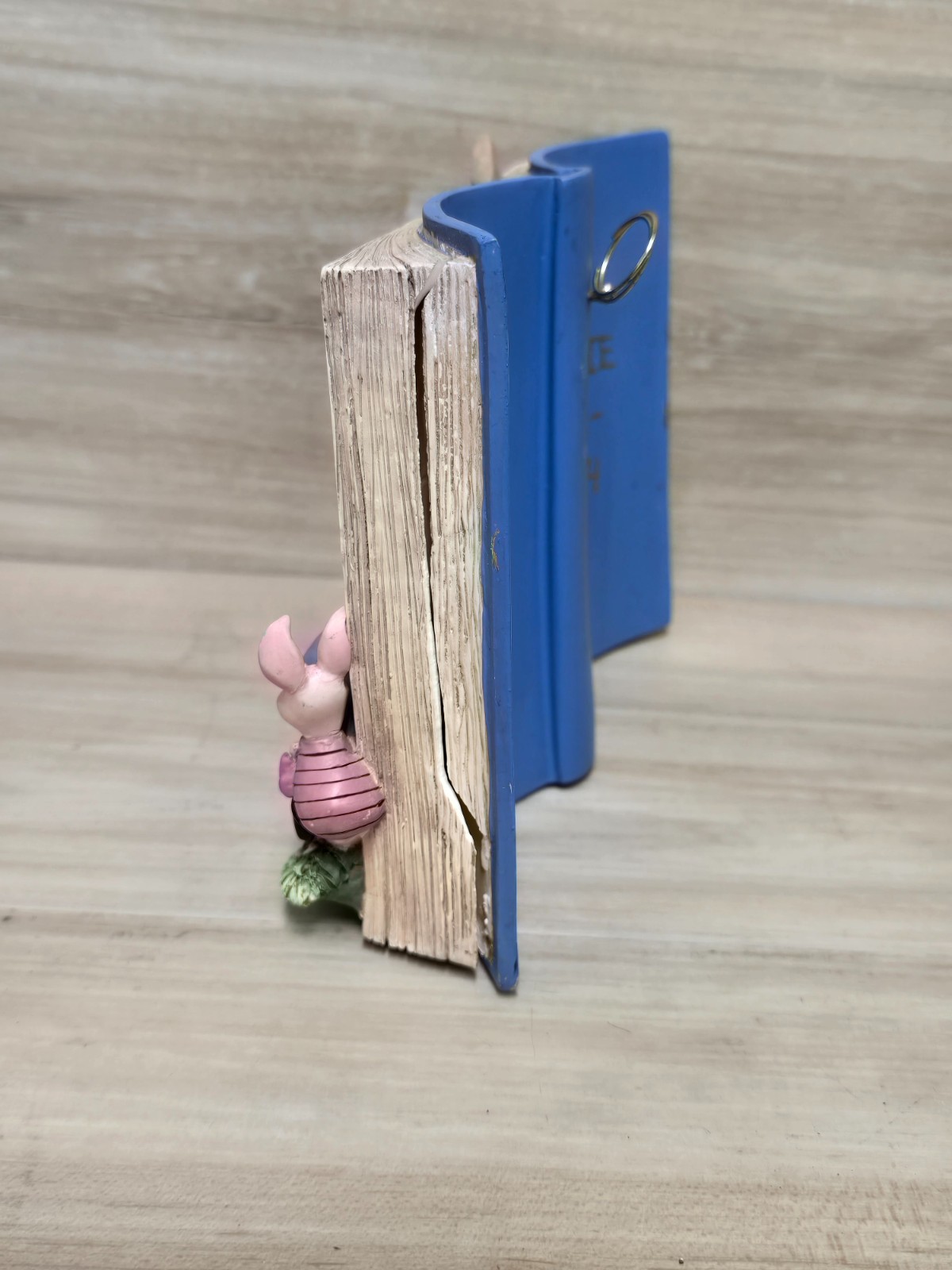 Set of 5 Winnie the Pooh Numbered Bradford Exchange "Book"  Wall Hangers