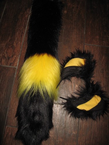 Pokemon Umbreon Amarillo Negro Lujo Imitación Piel Peluda Orejas, 10" 15" 30" Colas o Juegos - Imagen 9 de 10