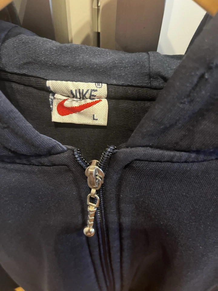 Nike Herren Kapuzenpullover Schwarz L Logo Langarm Taschen Reißverschluss - Bild 1 von 4