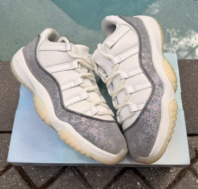 MEN S SIZE 9 JORDAN 11 RETRO LOW CNY WHITE GRAY HQ7000-001 YEAR OF THE SNAKE