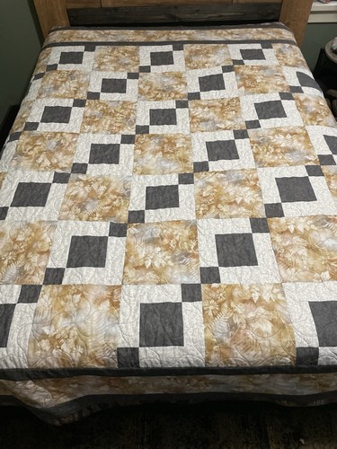 Copper to Pewter Fall Foliage Queen Quilt Set 90" x 92" - Picture 10 of 16