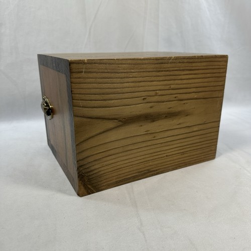 Vintage Wooden Shoe Shine Box 5 Cent with Foot Rest Brass Latch Hinges VTG - Picture 9 of 11
