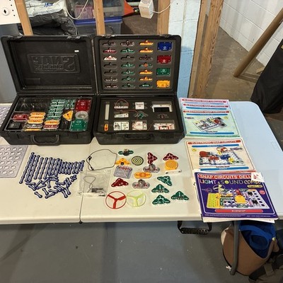 Elenco Snap Circuits Electronic SC-750R 2 Case Lot Multiple Projects Books Nice!