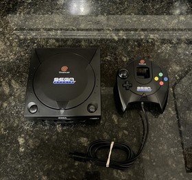 Sega Dreamcast Sports Edition with Controller, Crazy Taxi, VMU Excellent Tested