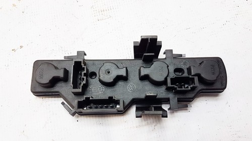 Volkswagen Polo 2000 Tailight Bulb Holder (Lamp Carrier) 6N0945257 #886628-91