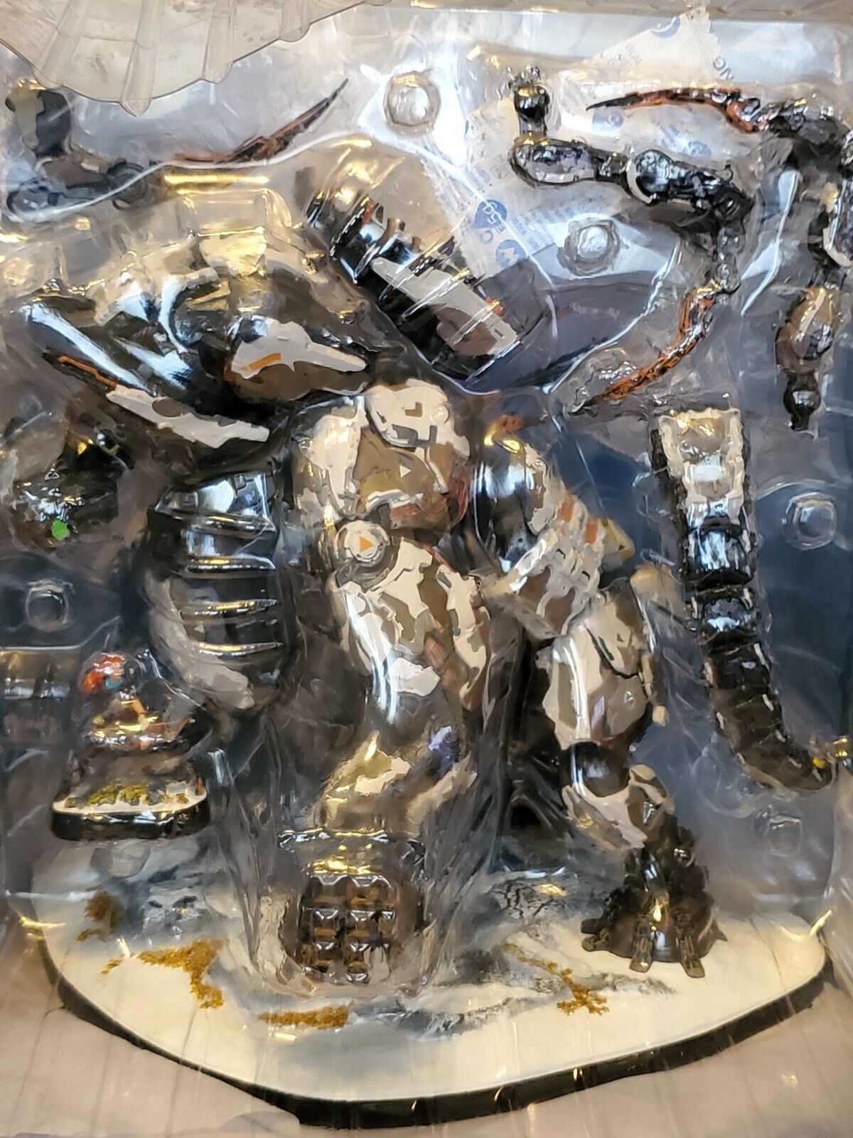 Horizon Forbidden West Collector's Edition CE Tremortusk Aloy Statue