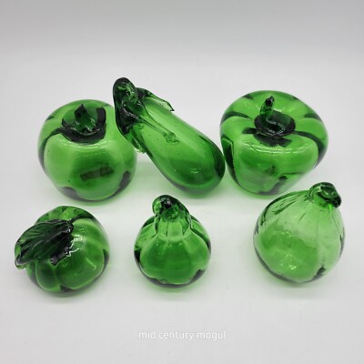 Lot of 6 Handmade Vintage Green Glass Vegetables M27