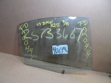 99 - 05 BMW 325 REAR PASSENGER Side Door Glass USED 4064-V