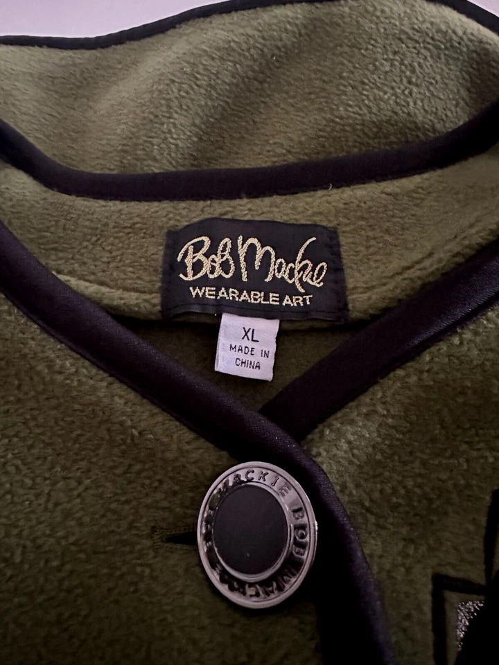 Chaqueta Bob Mackie Vintage Verde Polar Artística Bordada con Botones Borde Negro XL Foto 4 de 4