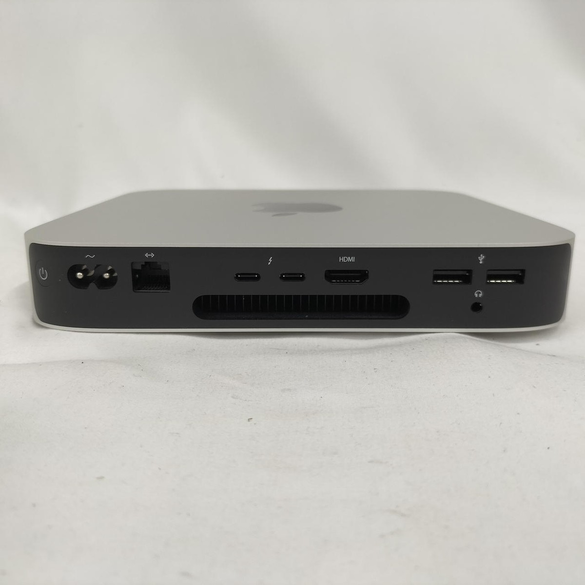 Apple M1 Mac mini 8GB RAM 256GB SSD 美品 Apple Mac Mini (256GB SSD, M1 8-Core, 8 GB RAM) - Silver, A2348
