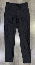 Old Navy Women  s Black Lined High Rise Cropped Leggings Size Medium, 936