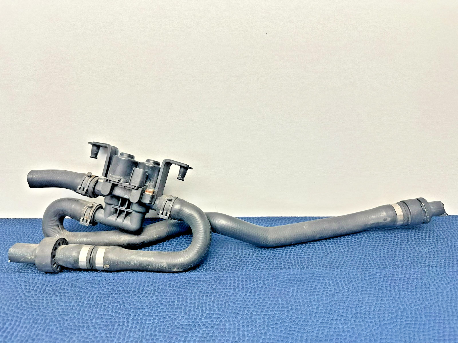 02–11 BMW X5 540i 740i Air Conditioning Water Heater Control Valve Unit BS11 OEM