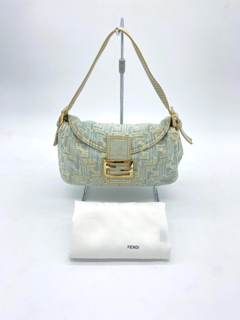 バッグ Fendi mamma baguette denim bag FENDI Mamma Baguette Blue Denim Bag – HIVE PRELOVED