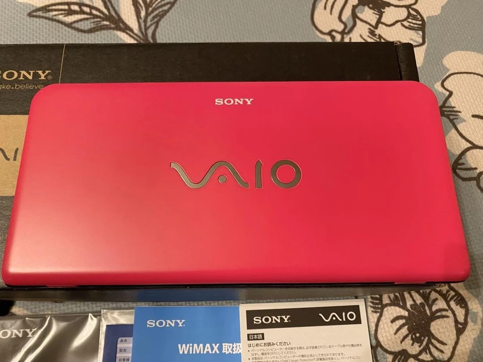 Sony VAIO P VPCP119KJ Pink Windows7 SSD64GB RAM2GB Atom Z530 1.60 GHz UMPC - Image 2 of 4