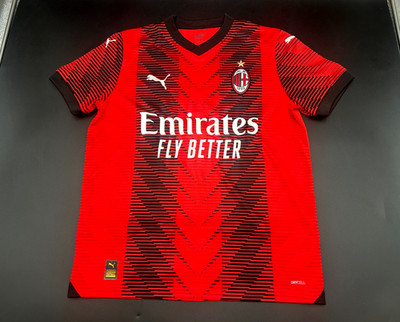 AC Milan Soccer / Football Authentic PUMA Youth Jersey (XL) Retails For $75