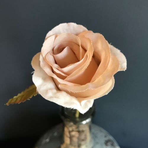 Artificial Orange Rose Stem, Faux Silk Light Peach Rose Bud, Orange Flower Stem - 第 1/6 張圖片