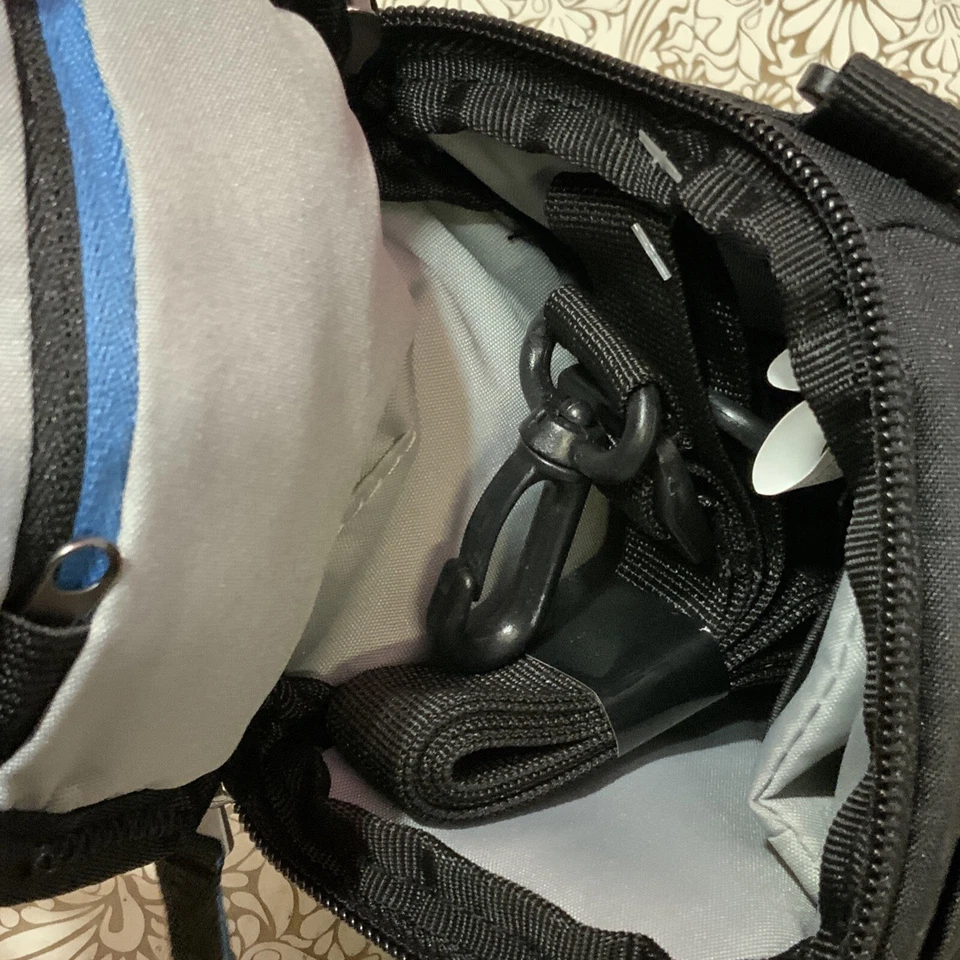 📀 Case Logic Compact System / Hybrid Cameras Case - Image 3 of 3