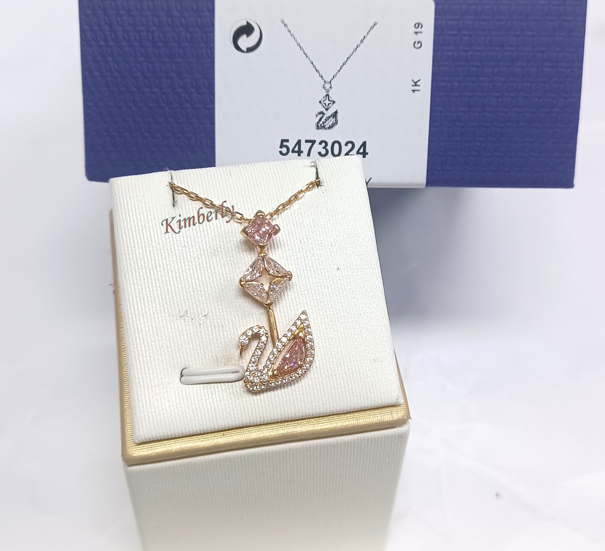 Swarovski Dazzling Swan Y Necklace Pink Crystal Rose Gold