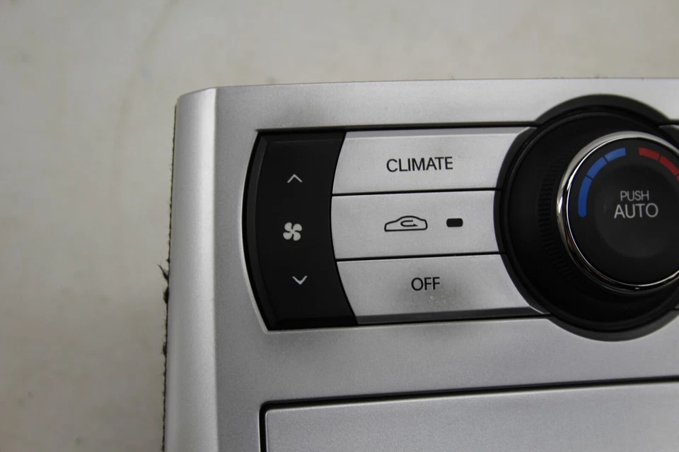 Hyundai Genesis 2013-2016 cupé TR conjunto de controles de aire acondicionado OEM EG104 Foto 2 de 4