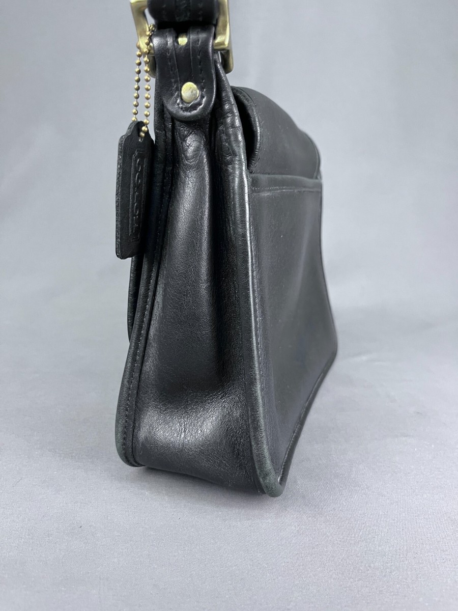 バッグ 00s old coach 9061 shoulderbag leather COACH Vintage 9061 Black Rambler's Legacy Crossbody Shoulder