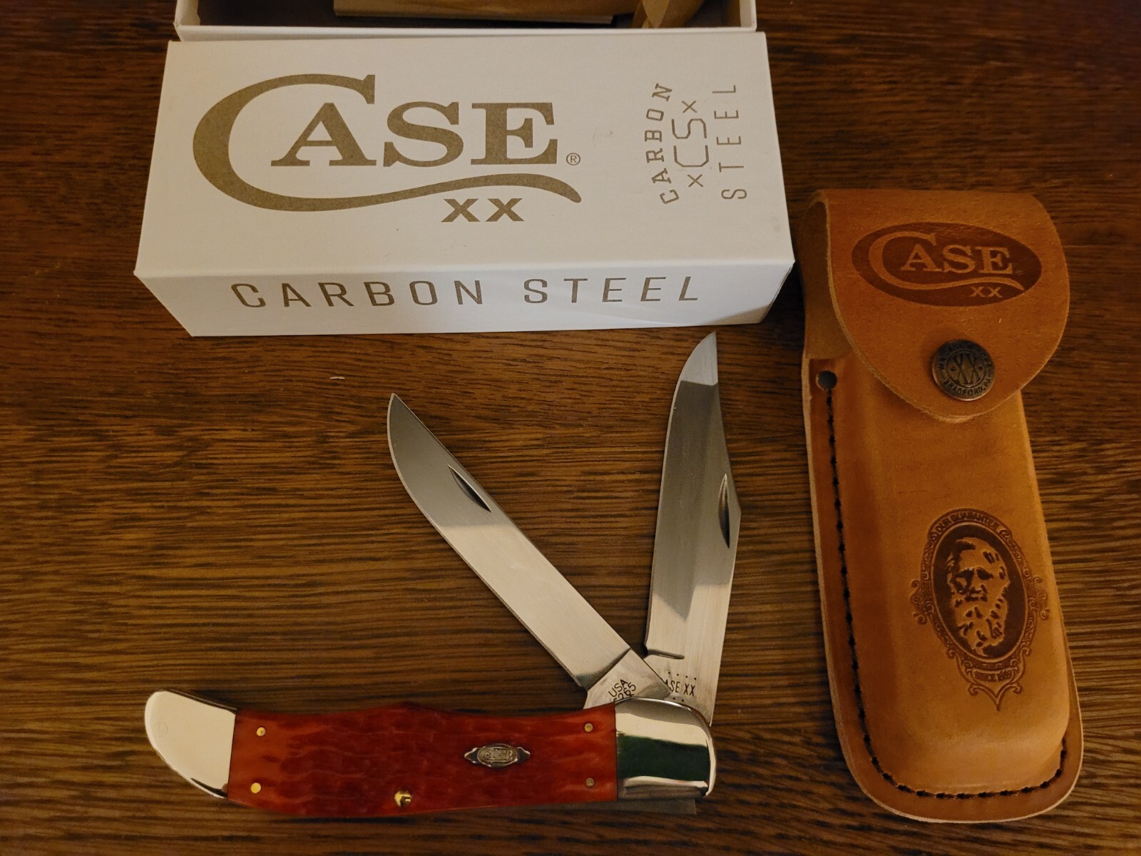 Case xx Folding Hunter Jigged Dark Red Bone 31960 Carbon Steel Knife