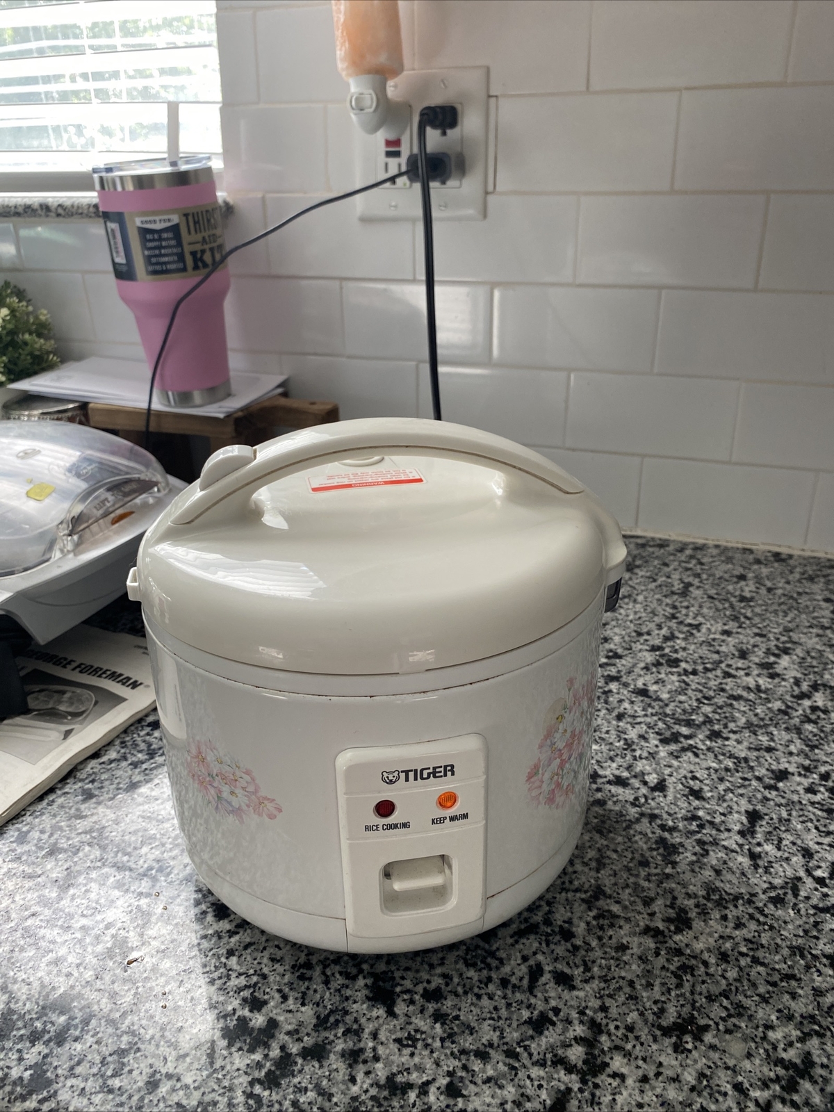 Tiger JNP0550 3Cup Rice Cooker White Floral, Tested Works Well