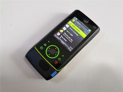 Motorola RIZR Z8 GSM 2.2Inches 2MP Bluetooth Java Flip Unlocked Mobile Phones - Picture 3 of 25